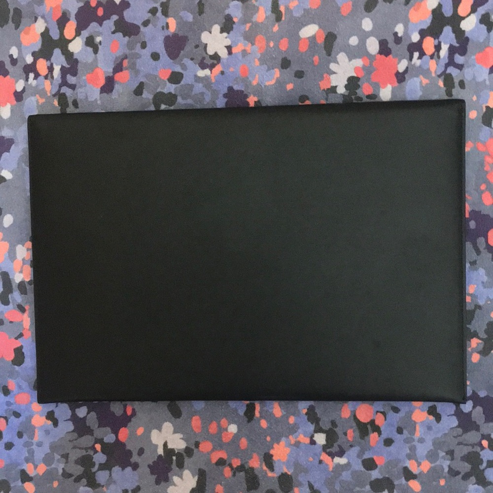 THEORY LEATHER IPOD CASE - Picture 2 of 7
